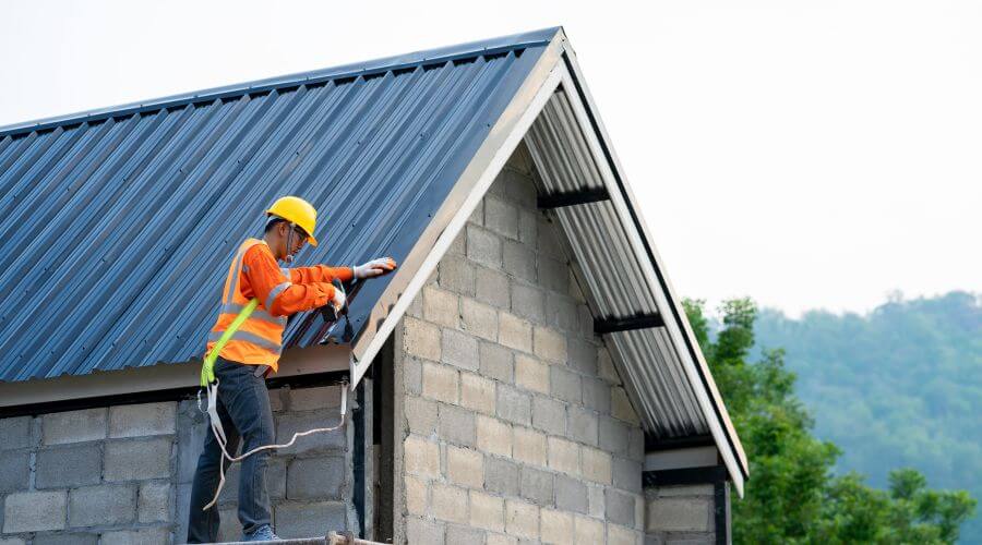 Professional residential roofers in Waimea, HI